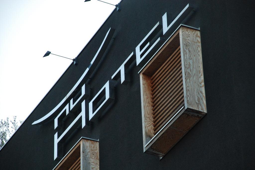 Nu Hotel Milan Luaran gambar