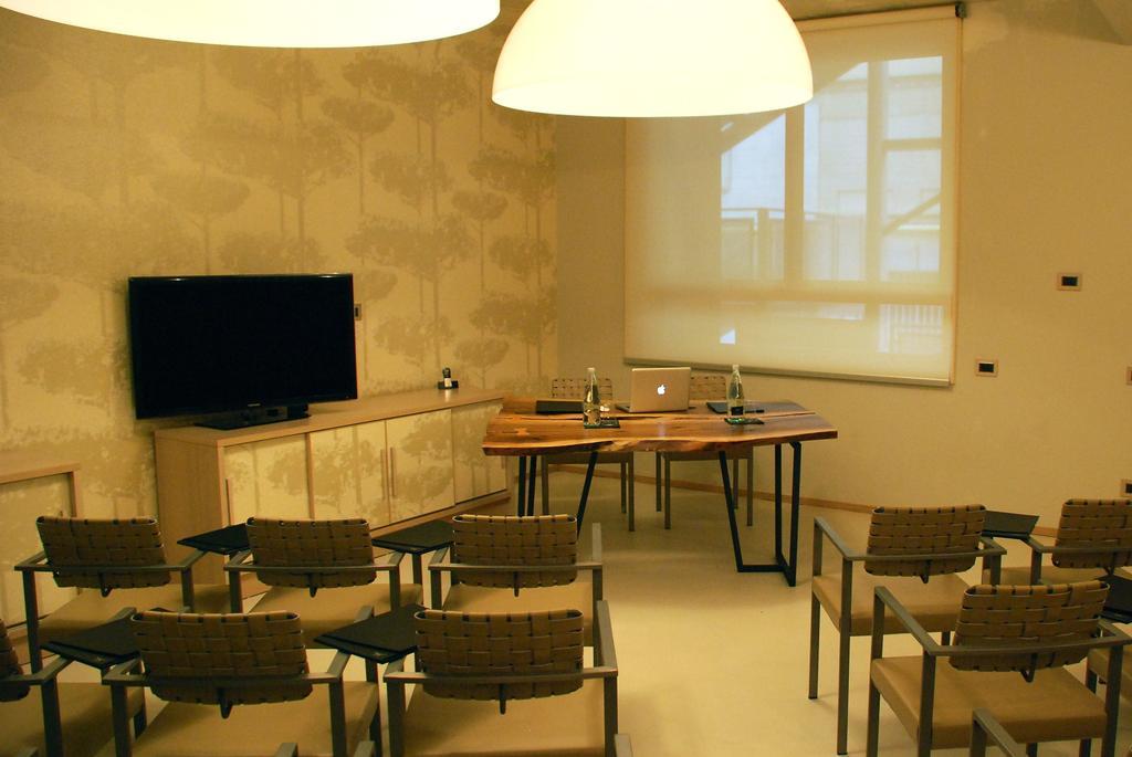 Nu Hotel Milan Luaran gambar